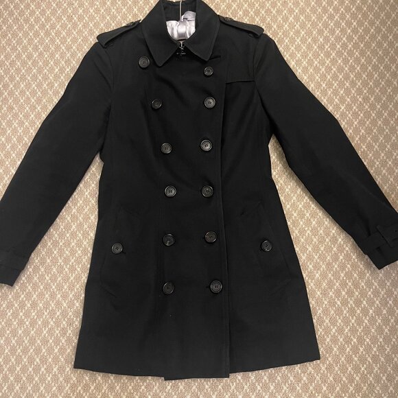 Burberry Heritage Trench Coat. Barely worn. Black. Size 04. - Picture 2 of 5